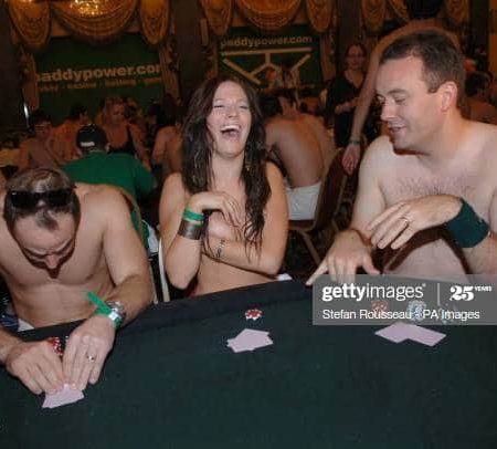 How To Play Strip Poker?