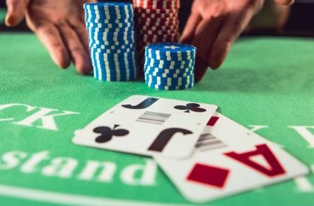 How To Win At Blackjack Without Counting Cards?