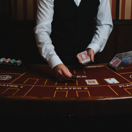 Do Online Gambling Sites Cheat?