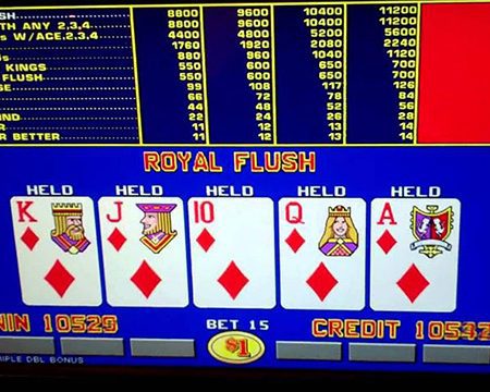 How To Get A Royal Flush In Video Poker?