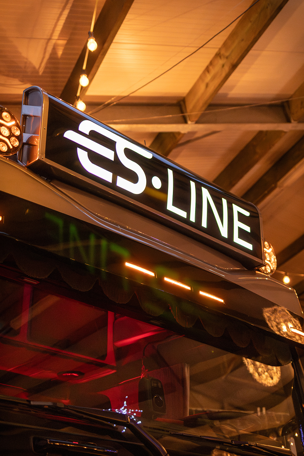 ES-Line