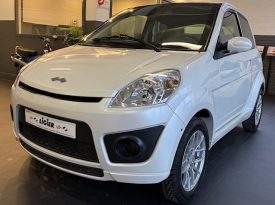 Ligier Ixo Brommobiel • Parelmoer • 2016 • Betrouwbaar •