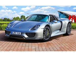 REV07026 Porsche 918 Spyder Plastic Kit