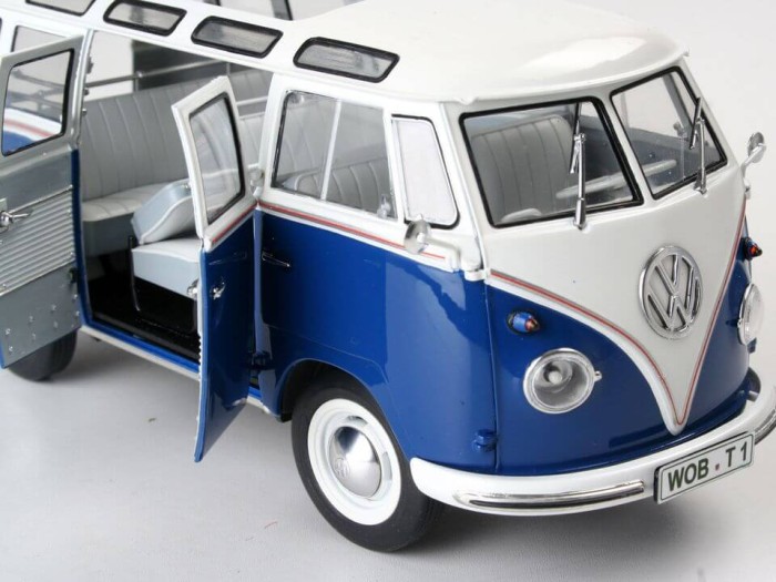 REV07399 VW T1 Samba Bus Plastic Kit