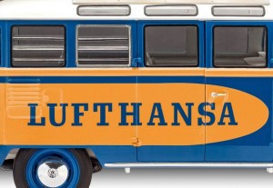 REV07436 VW T1 Samba Bus "Lufthansa" Plastic Kit