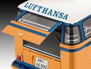 REV07436 VW T1 Samba Bus "Lufthansa" Plastic Kit