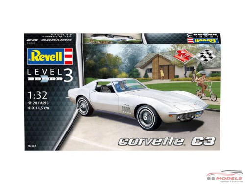 REV07684 Corvette C3 Plastic Kit
