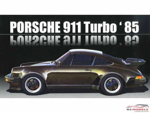 FUJ126593 Porsche 911 Turbo  1985 Plastic Kit