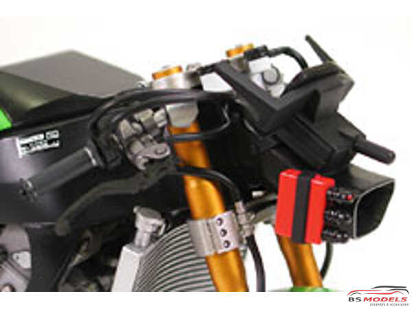 TAM14109 Kawasaki Ninja ZX-RR Plastic Kit