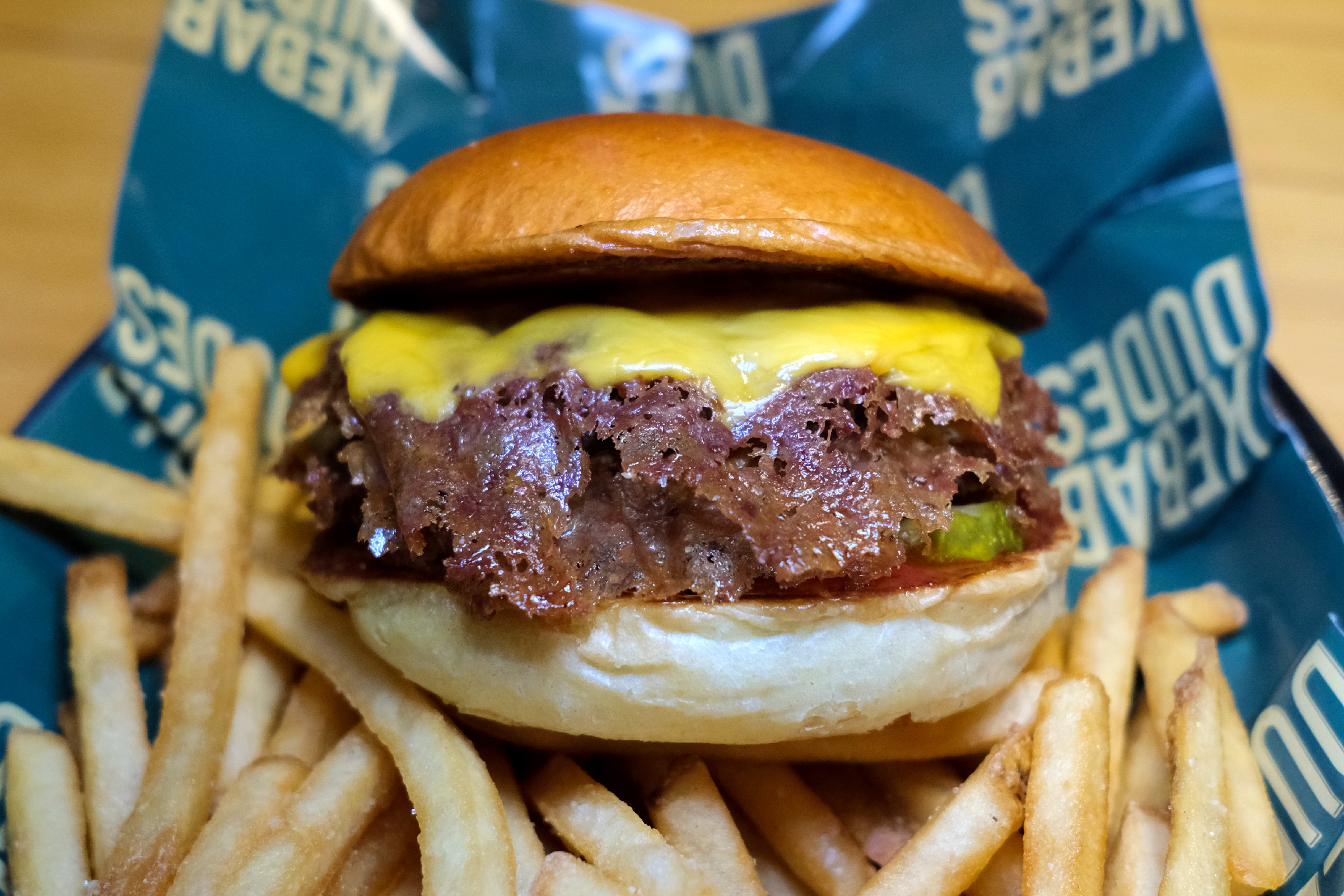 Foto: Dubbel Cheese Burger från Kebab Dudes.