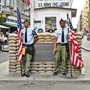 Busausflug zum Checkpoint-Charlie