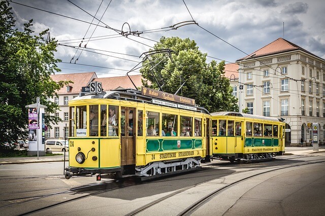 Auswahl-an-busbetrieben-in-cottbus