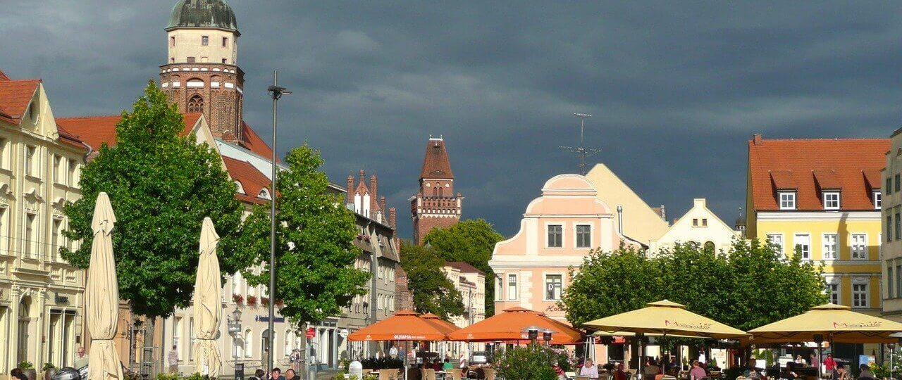 Bus-mieten-und-Busunternehmer-in-cottbus