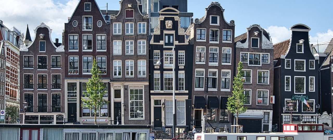 Busreisen nach Amsterdam Mit dem Bus nach Amsterdam verreisen 🚌