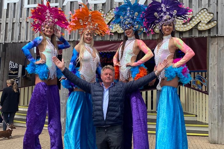 Southport Pleasureland Prepares to Stage its Spanish Carnival