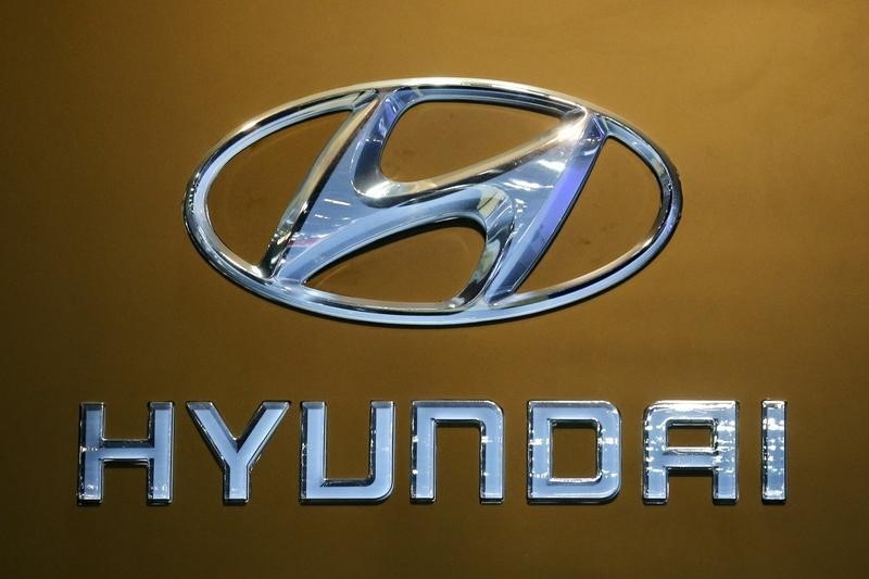 Hyundai Workers In Alabama Join UAW Amid Unionization Drive