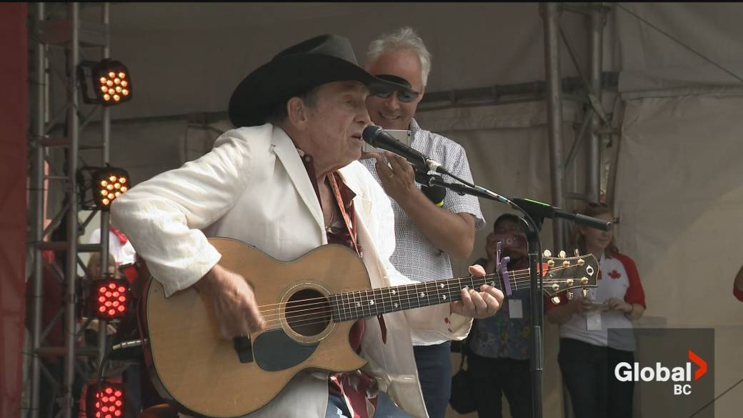 Click to play video: 'Canadian music legend Ian Tyson dead at 89'