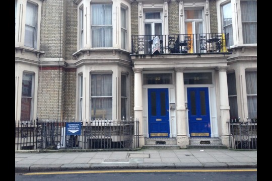 West London flat on market for ?1,200 a month and the oven is under the bed Permission granted - MUST INCLUDE LINK TO OPEN RENT https://www.openrent.co.uk/property-to-rent/london/studio-flat-wrights-lane-w8/1591324 Credit openrent.co.uk