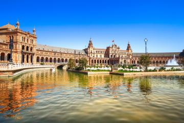 Spain hols warning as top resorts discuss new Covid rules after rise in cases
