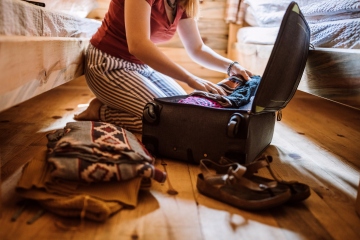 I'm a flight attendant and there are 3 things you should never pack in your bag
