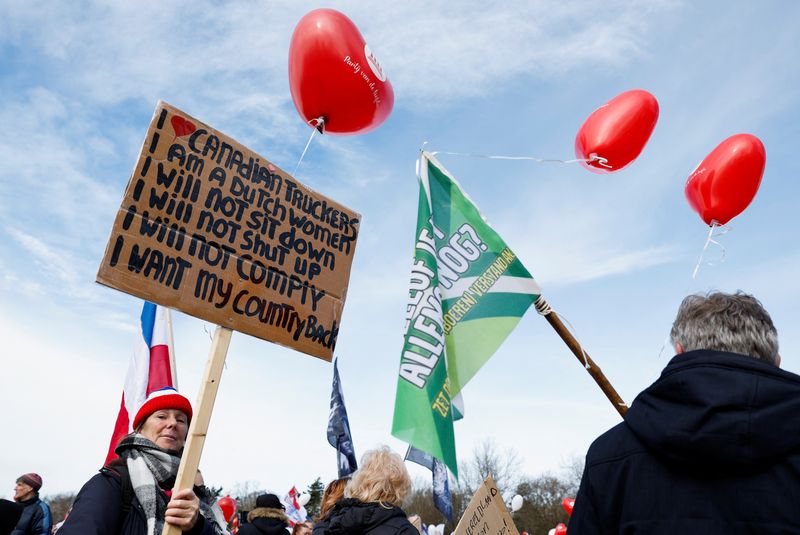 Dutch farmers and climate activists protest over government policies