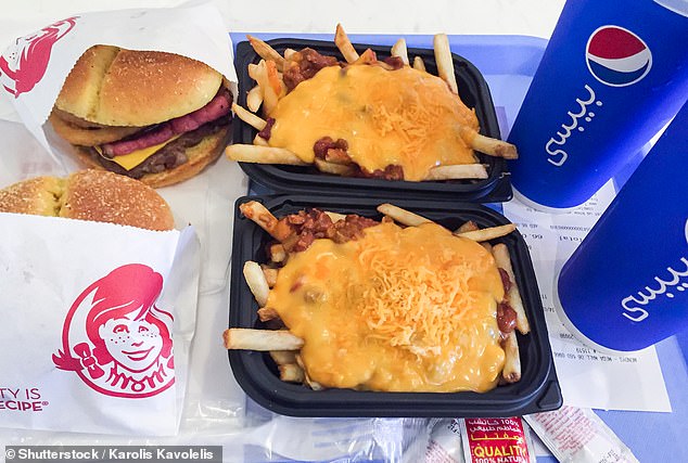 Silicon dioxide, also known as sand, is an additive in the chili sold at Wendy's. However, the FDA has deemed silicon dioxide safe for food