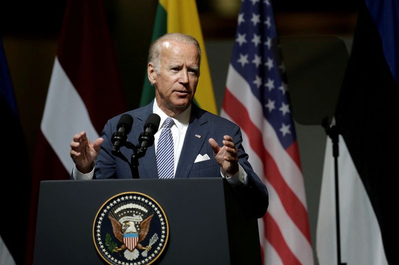 In meeting with big economies, Biden to announce funds to fight climate change