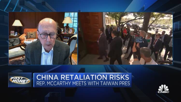 U.S. is pushing China to its own red line, Fmr. Morgan Stanley Asia Chairman Stephen Roach warns