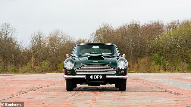 The Aston was driven by Sellers for the 'hero shots' with most of the fast driving done by Ken Rudd, Aston Martin dealer, who appeared in the film as a gang member extra