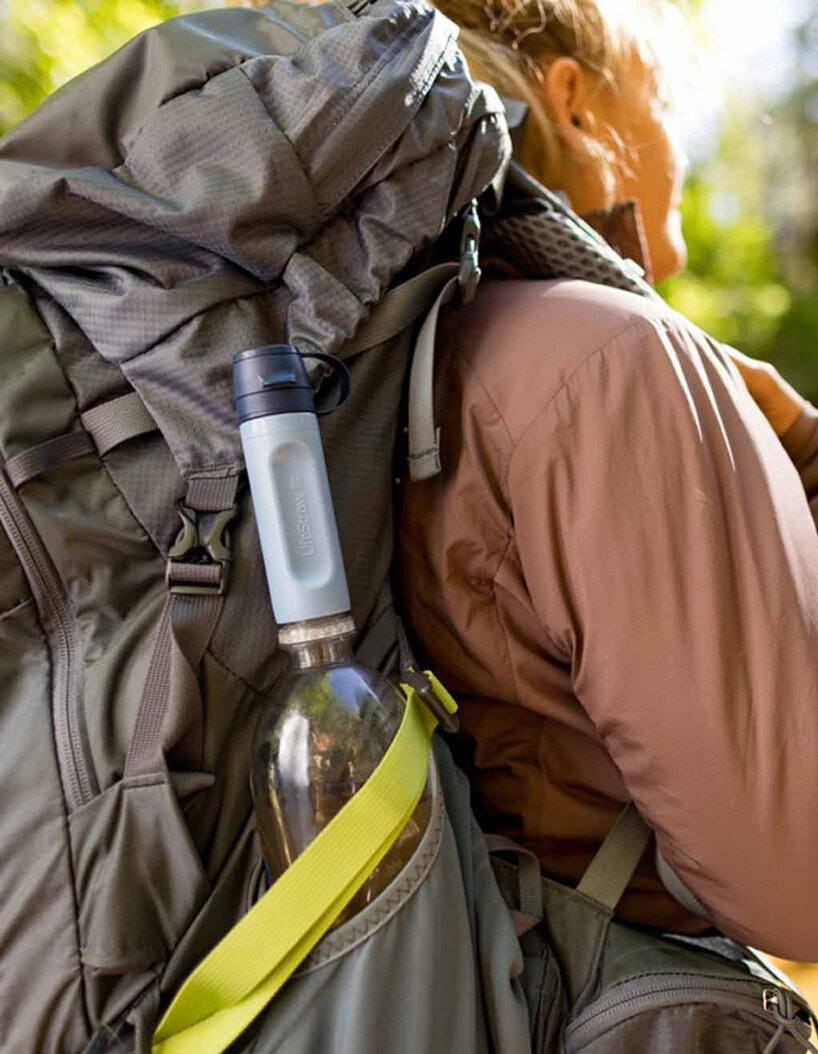 with this portable water filtration straw, you can drink directly from lakes & rivers