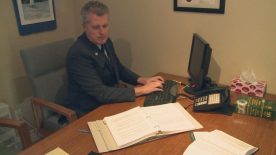 Click to play video: 'Divorce professionals say divorce on the rise amid pandemic'