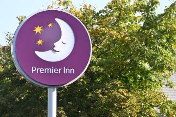 Premier Inn has family rooms from £11pp a night this summer & kids eat free
