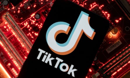 TikTok suggested BBC presenters’ names as ‘hot’ search terms.