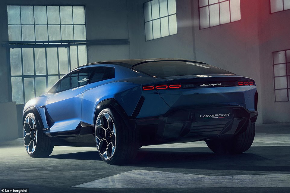 Lamborghini's engineers have even pinched the 'Aerodinamica Lamborghini Attiva' system already used in the Huracán Performante and Aventador SVJ to make sure the Lanzador performs as a Lambo should