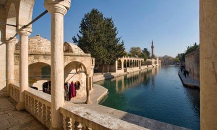 Pool of Abraham/Balikligol and Halil ur Rahman mosque.