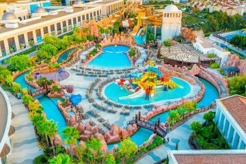 Kids stay for free at these waterpark hotels next summer