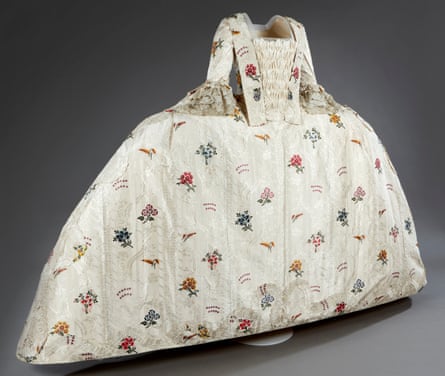 A court mantua of white silk brocade, made in Spitalfields and possibly worn by Mary Flaxman, 1750-53.