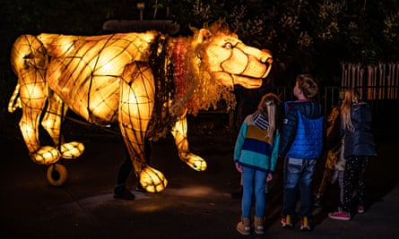 Chester Zoo : The Lanterns