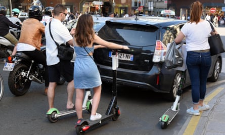 E-scooters in Paris in 2020: rental e-scooters were banned there earlier this year.
