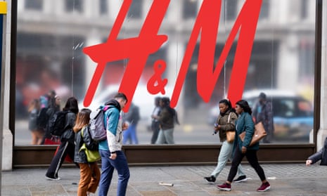 H&M flagship store on the corner of Oxford Street and Regent Street.