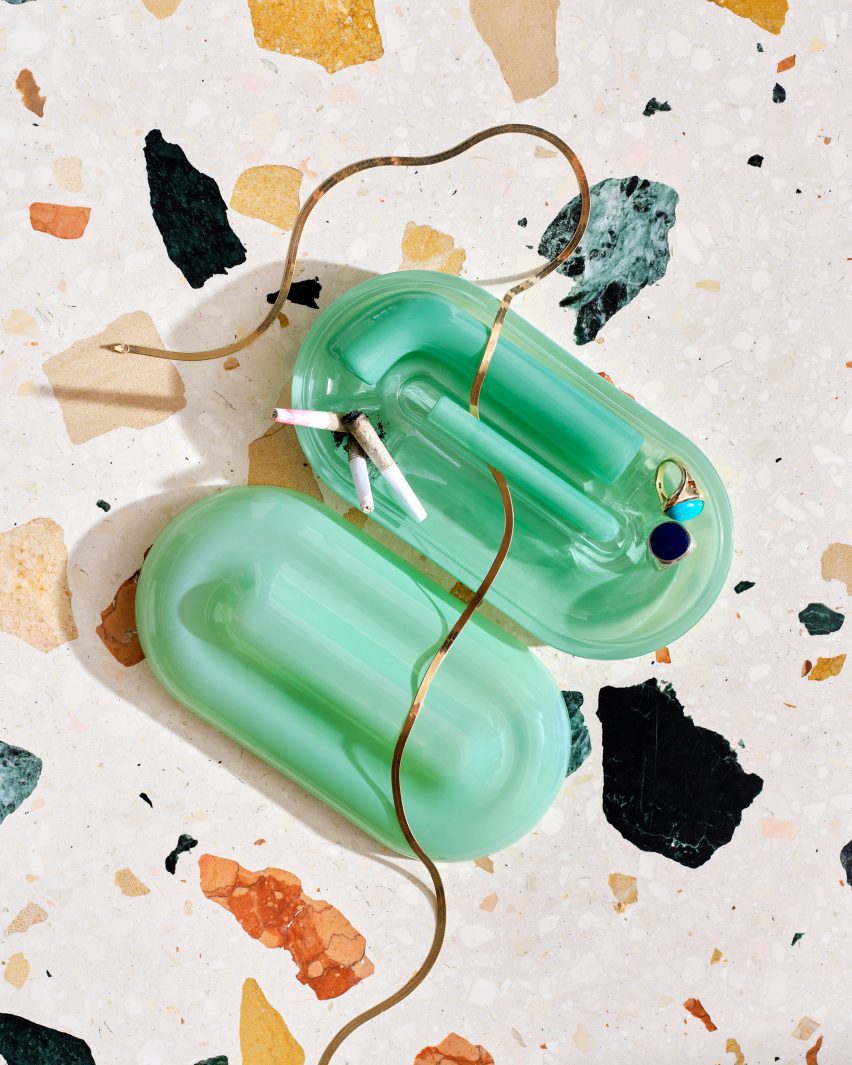 Weed container by Kickie Chudikova