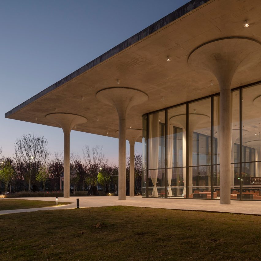 Concrete columns, Ceramic Art Avenue Taoxichuan by David Chipperfield Architects