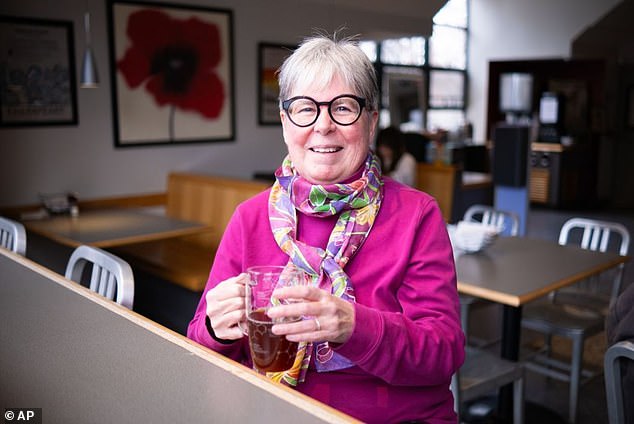 Professor Michelle Francl, a professor of chemistry at Bryn Mawr College, sent British tempers rising by suggesting the perfect cup of tea contains a pinch of salt