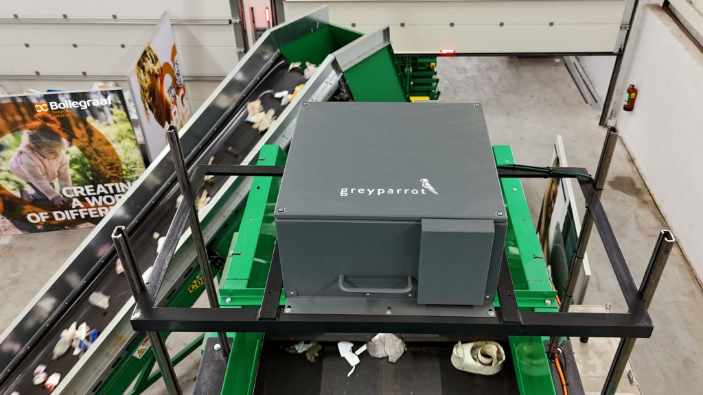 Greyparrot waste analyzer unit in Bollegraaf test center