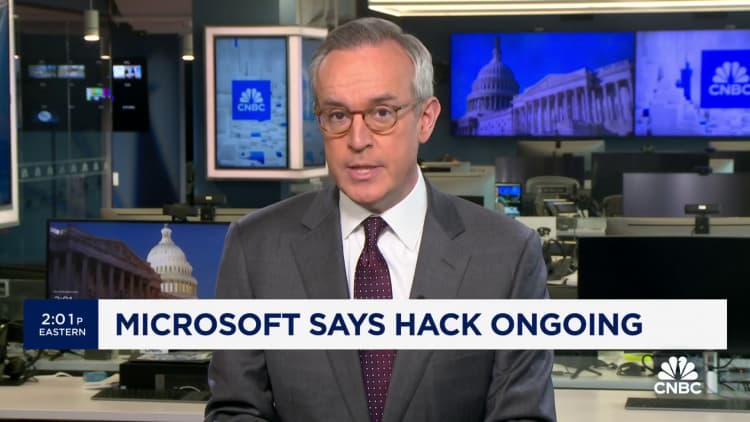 Microsoft says a Russian hacking group is still trying to crack into its systems