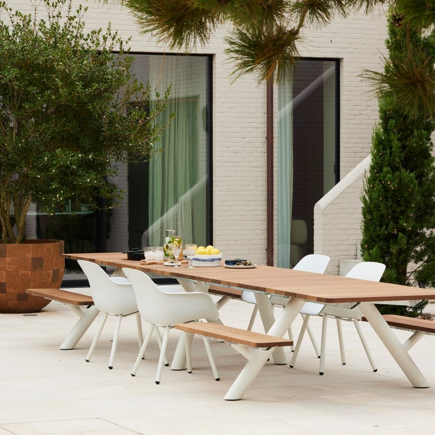 Panigiri dining system by Extremis