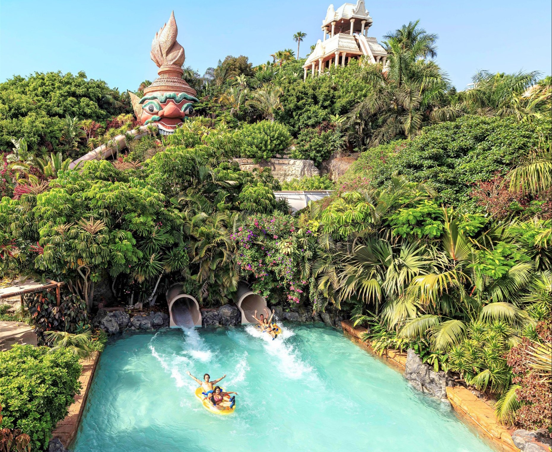 Guests at the Villa Mandi resort get unlimited access to Siam Park Waterpark