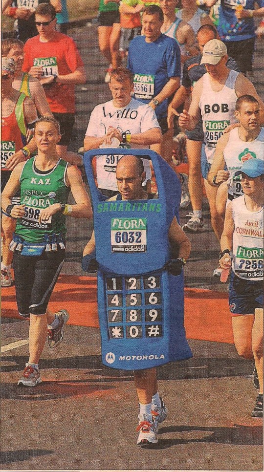 Dave running the 2007 London Marathon as a phone