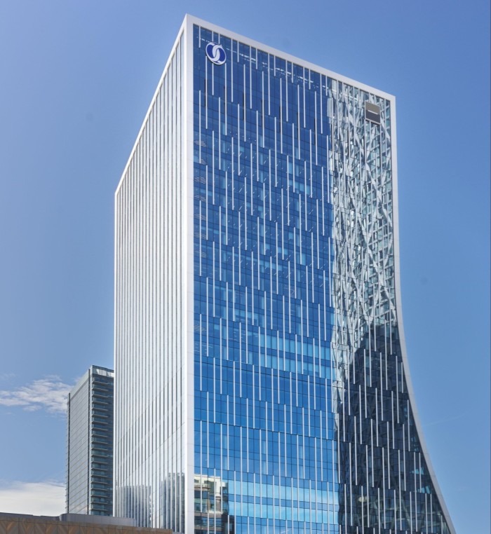 Societe Generale and EBRD at 1-5 Bank Street, Canary Wharf