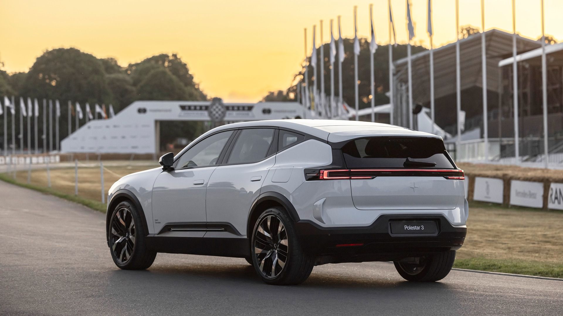 Polestar 3 3/4 rear view